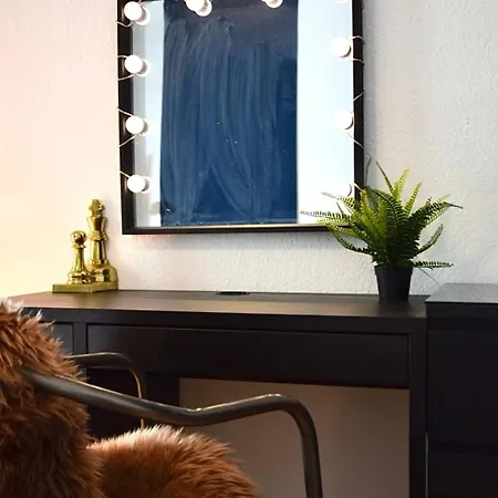 Stilvoller Altbau Im Ruhigen Schleussig Mit Wlan, Netflix, Waschmaschine Leipzig
